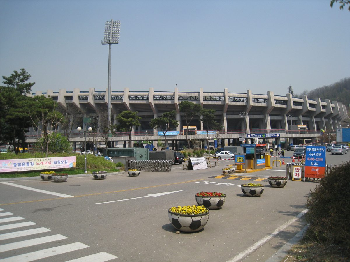 부천종합운동장에서 열린 프로축구 경기 실제 사진
