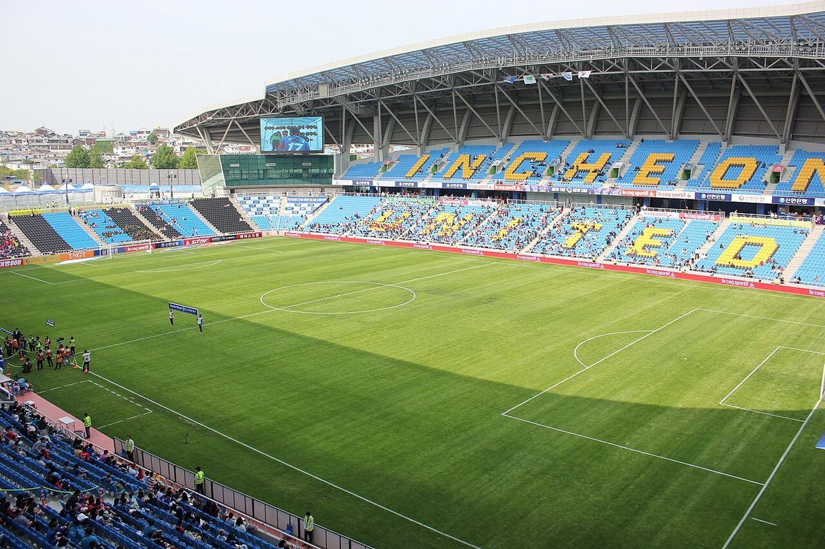 인천축구전용경기장 실제 경기 사진